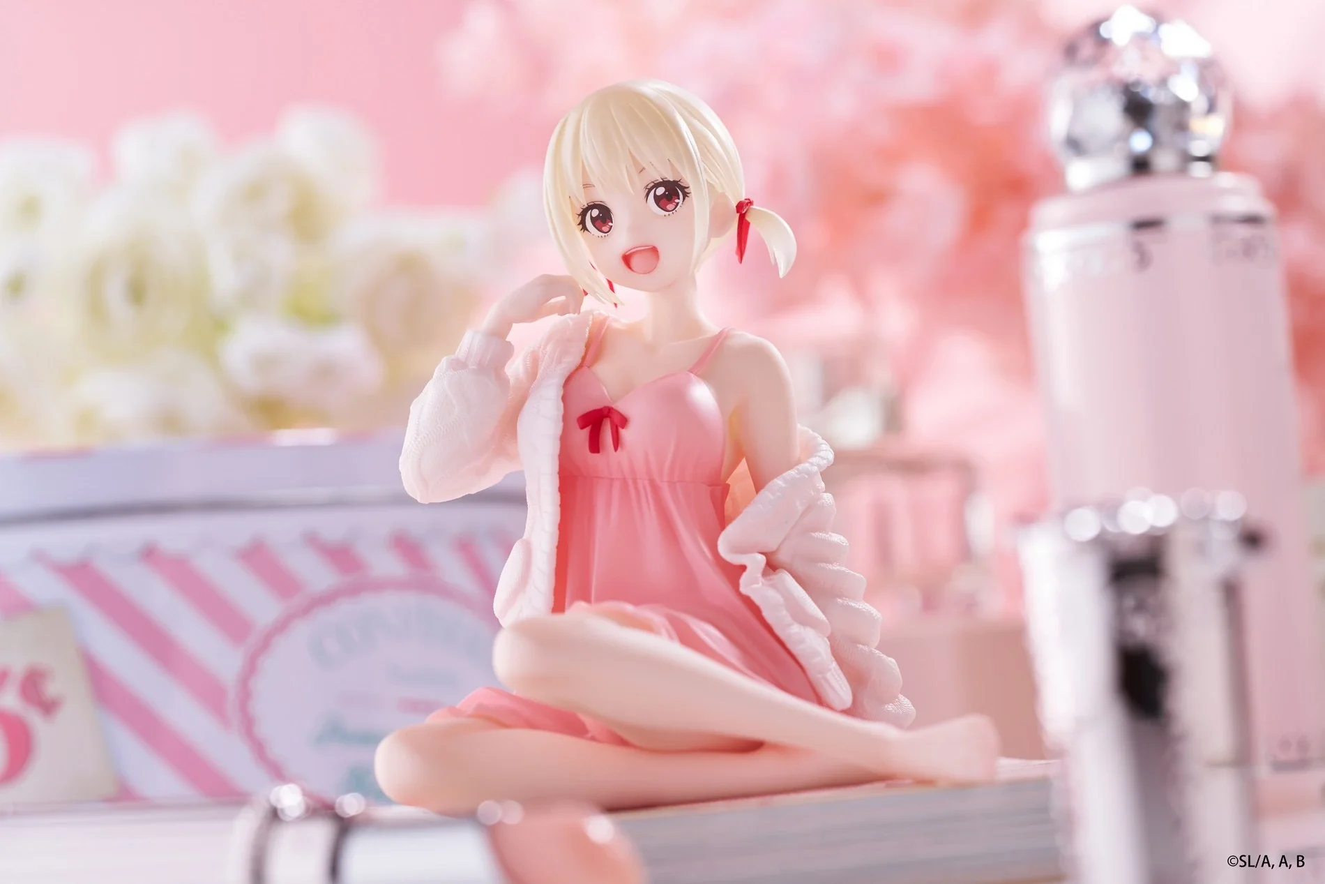 Chisato Nishikigi: Roomwear Ver. | Desktop Cute Figure - Image 12